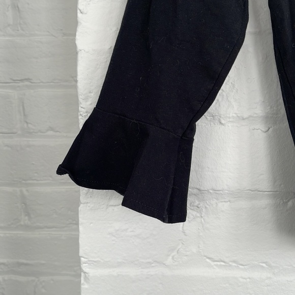 ZARA Ruffle Sleeve Crop Top - Picture 2 of 5